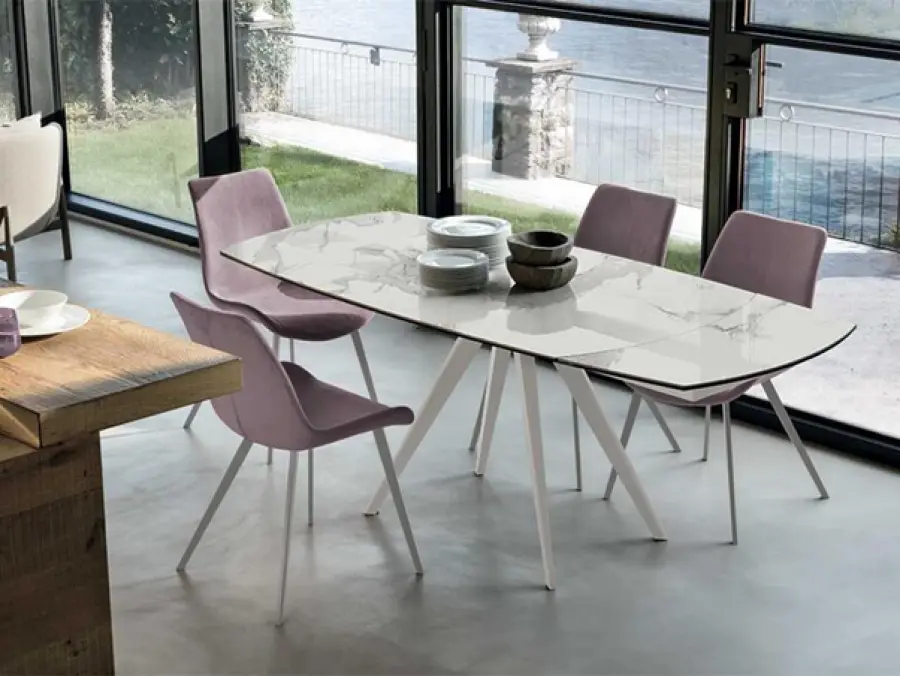 Perché scegliere un tavolo allungabile per la tua cucina o il tuo soggiorno?